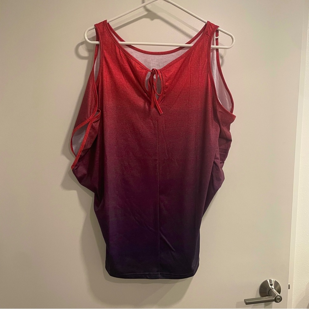 Cold shoulder top, NWT